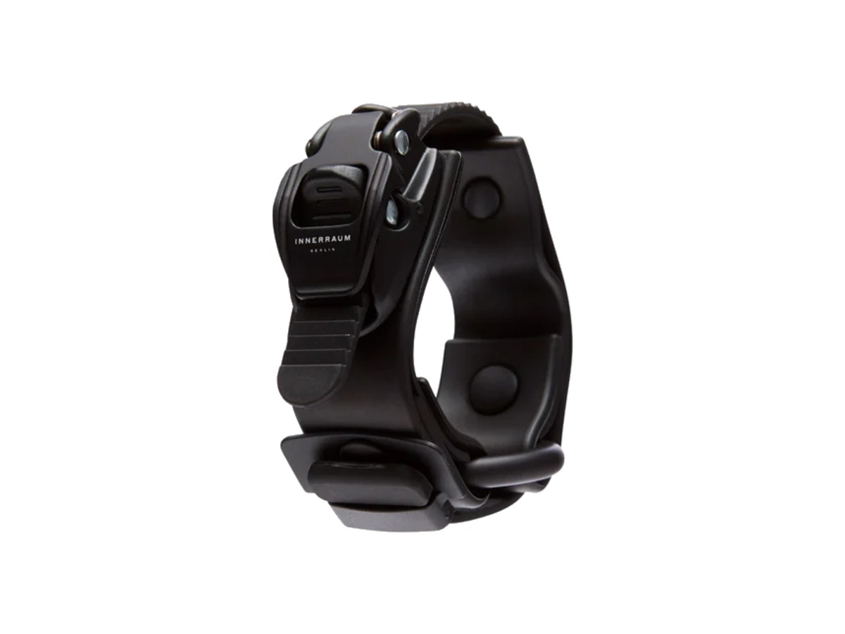 B01 1 RING BRACELET BLACK BLACK MATT 0000