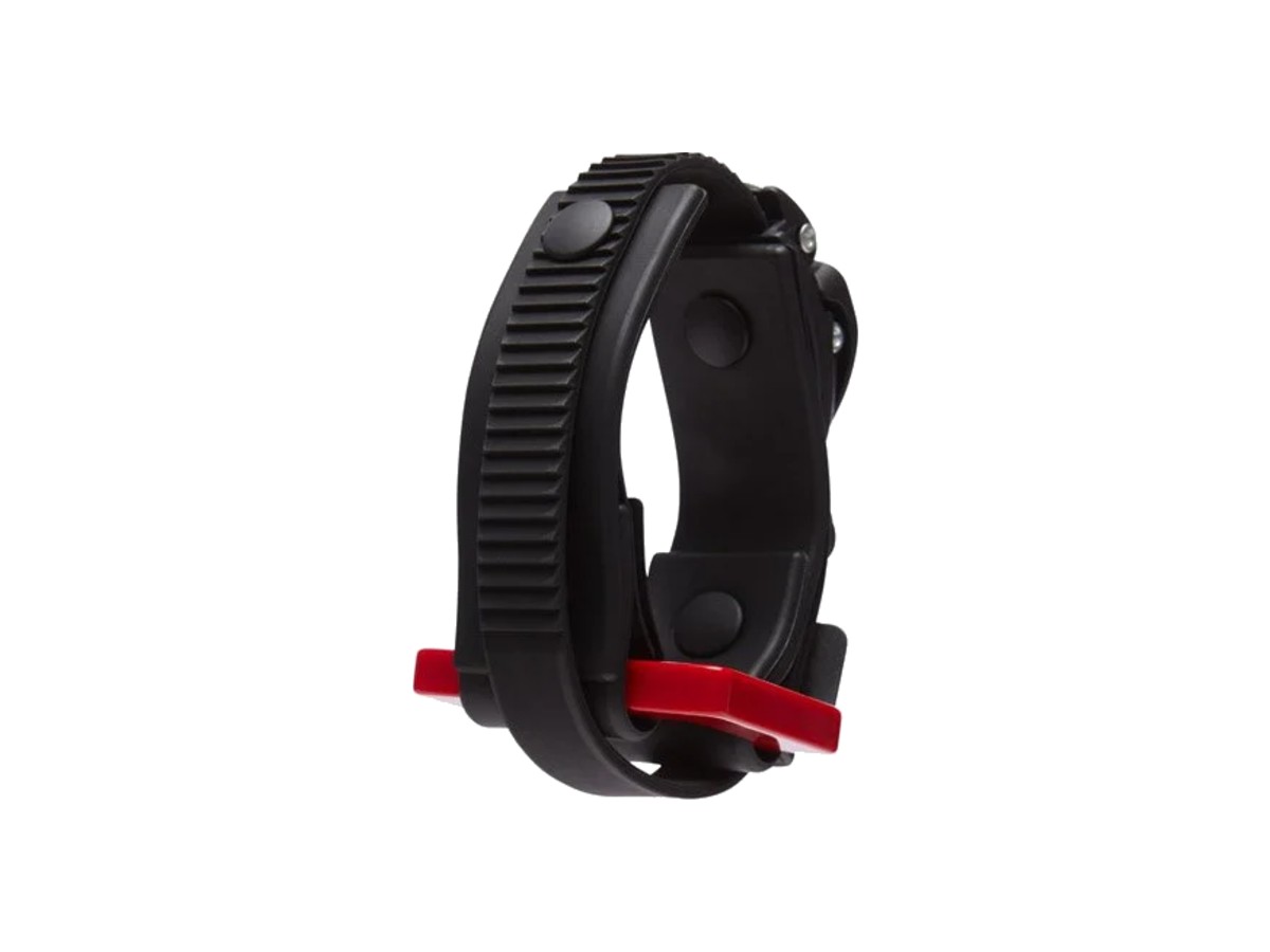 B04 1 SQUARE BRACELET BLACK RED BLACK MATT 0000 vista 4