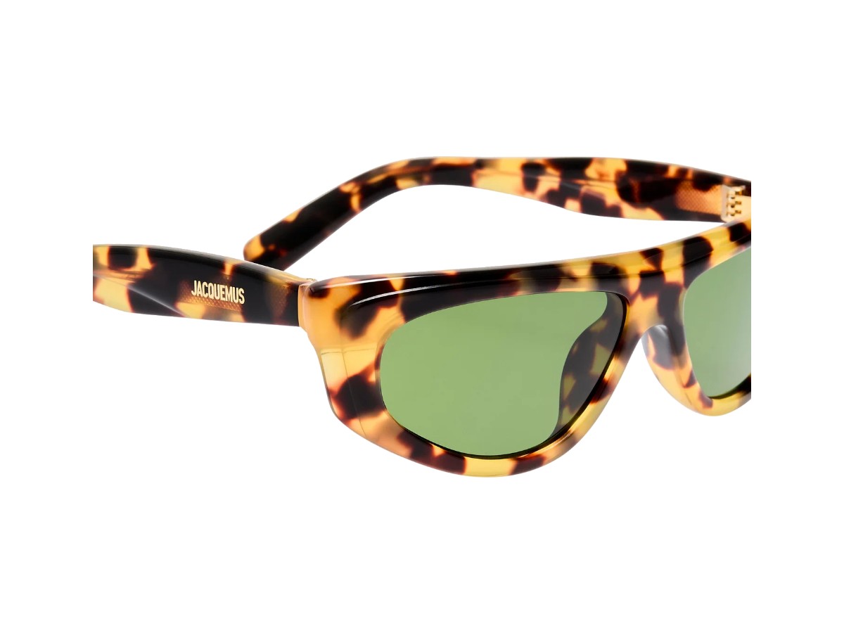 JACQUEMUS 108 C5 vista 2
