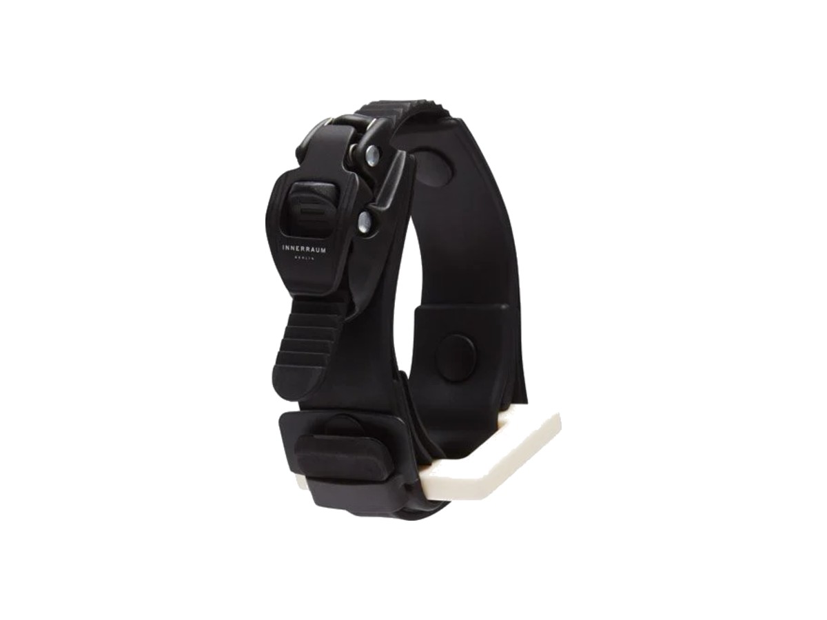 B04 1 SQUARE BRACELET BLACK DUST BLACK MATT 0000
